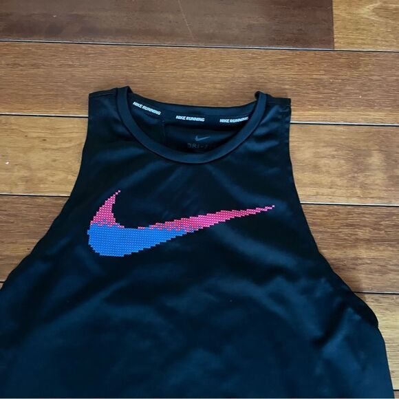 Nike Black Future Femme GX Tank Sz Medium - Picture 5 of 9